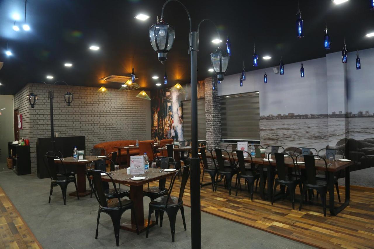 Hôtel Inter Urban à Rohtak Extérieur photo