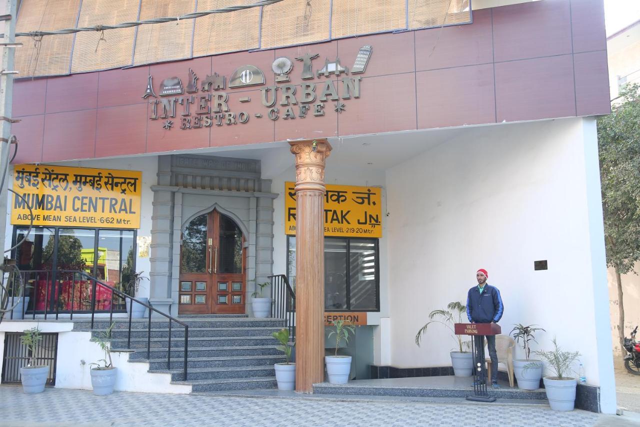 Hôtel Inter Urban à Rohtak Extérieur photo