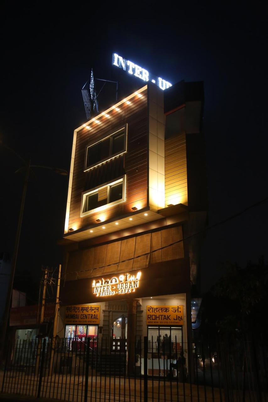 Hôtel Inter Urban à Rohtak Extérieur photo